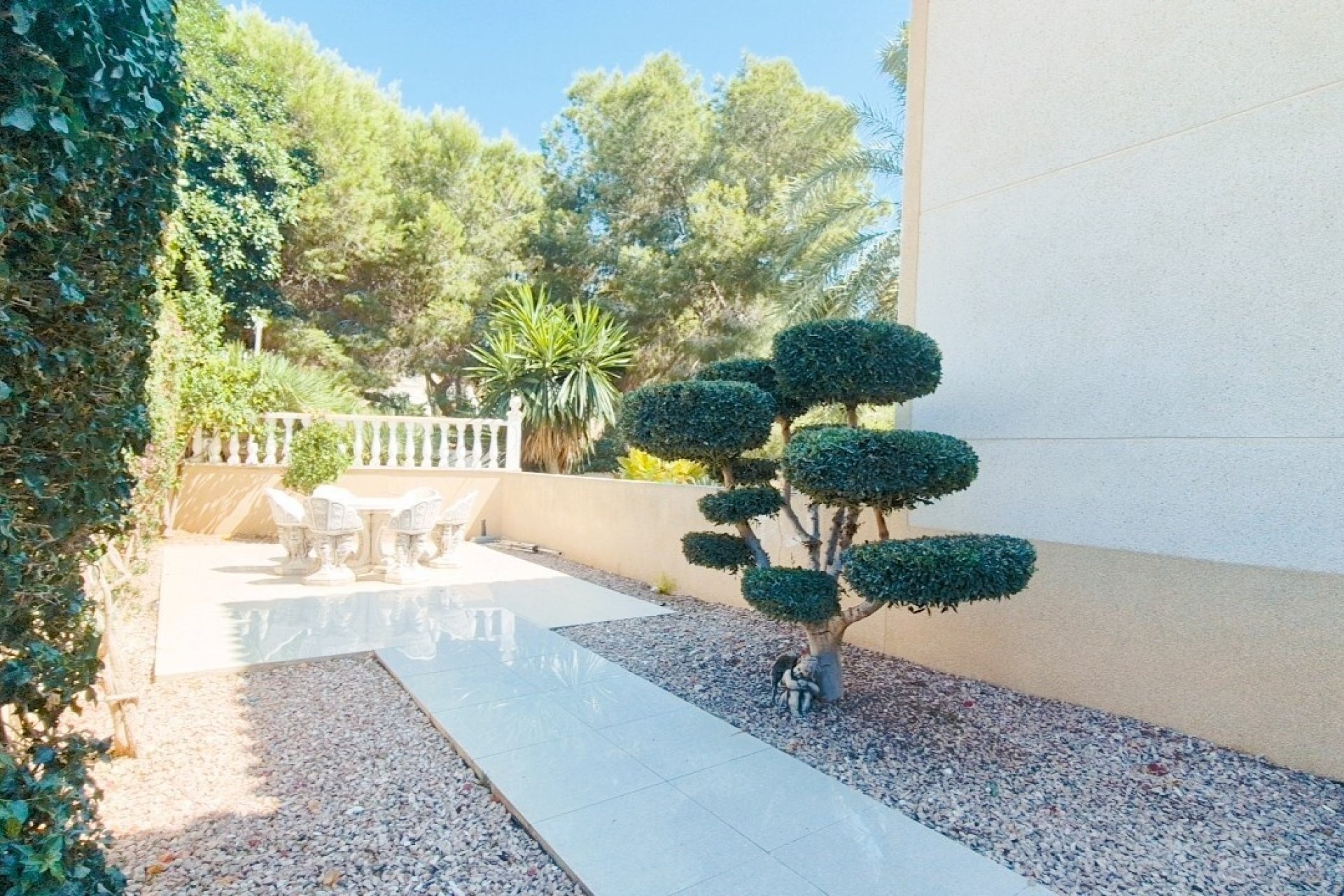 Reventa - Villa -
El Galan - Inland