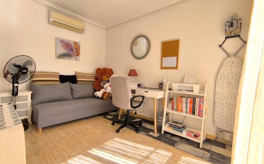 Reventa - Villa -
El Raso - Costa Blanca