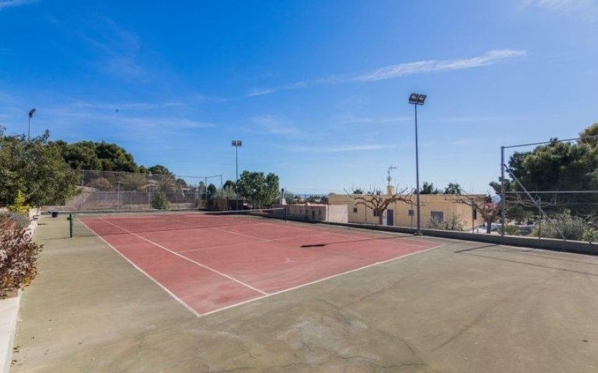 Reventa - Villa -
Elche - Costa Blanca