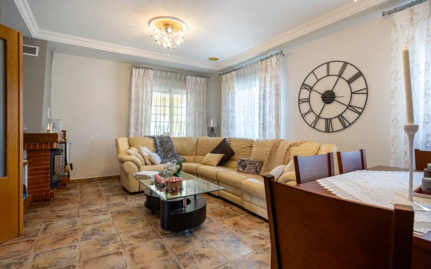 Reventa - Villa -
Elche - Costa Blanca