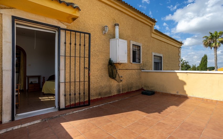 Reventa - Villa -
Elche - Costa Blanca