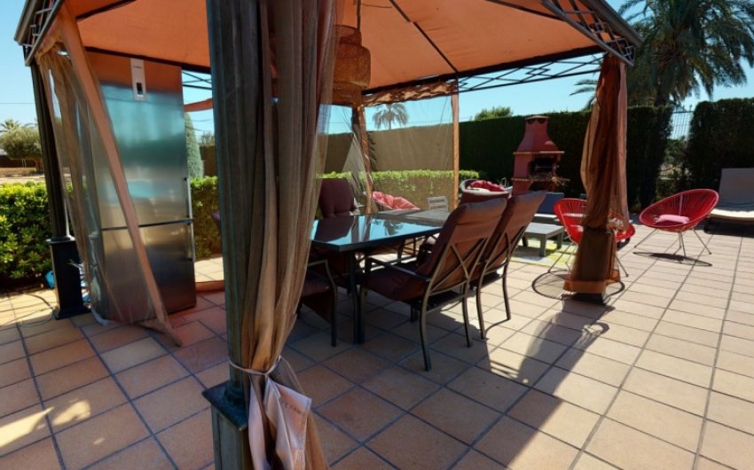 Reventa - Villa -
Elche - Costa Blanca