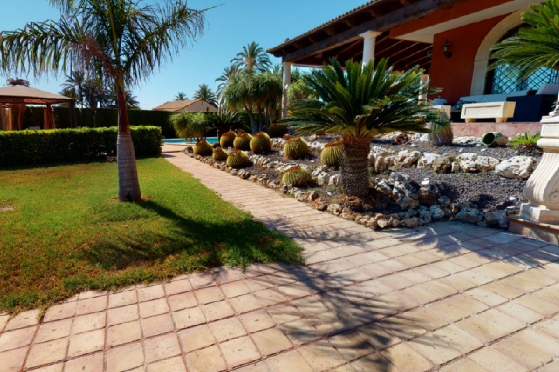 Reventa - Villa -
Elche - Costa Blanca