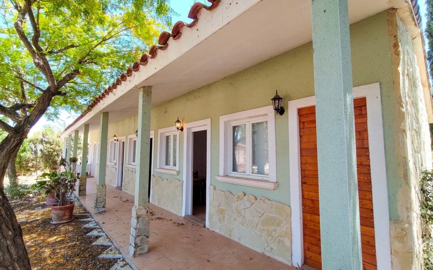 Reventa - Villa -
Elche - Costa Blanca