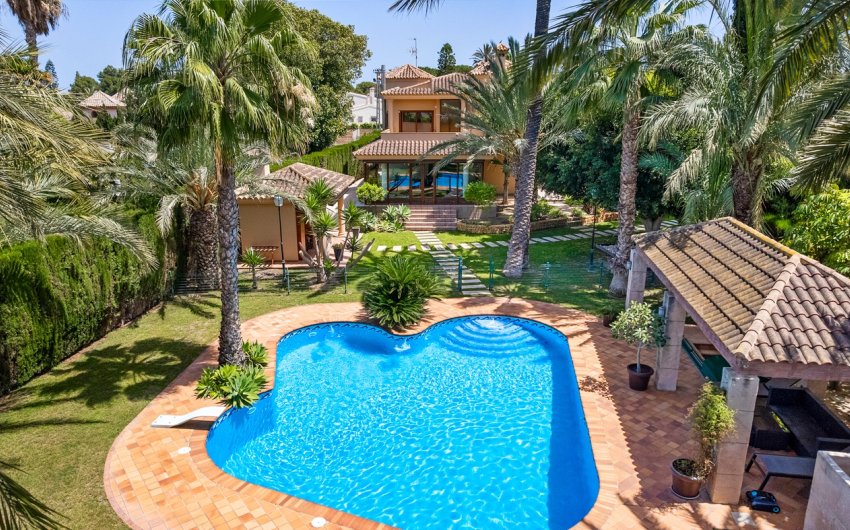 Reventa - Villa -
Elche