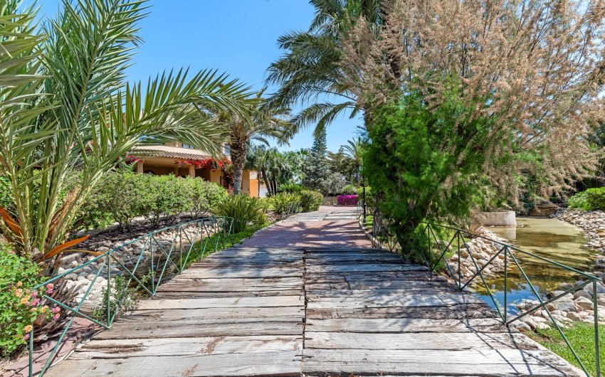 Reventa - Villa -
Elche