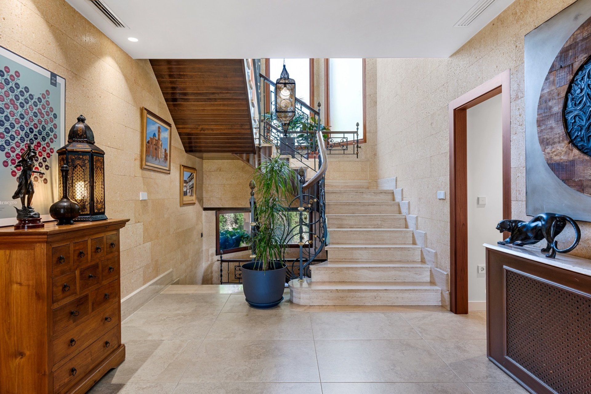 Reventa - Villa -
Elche