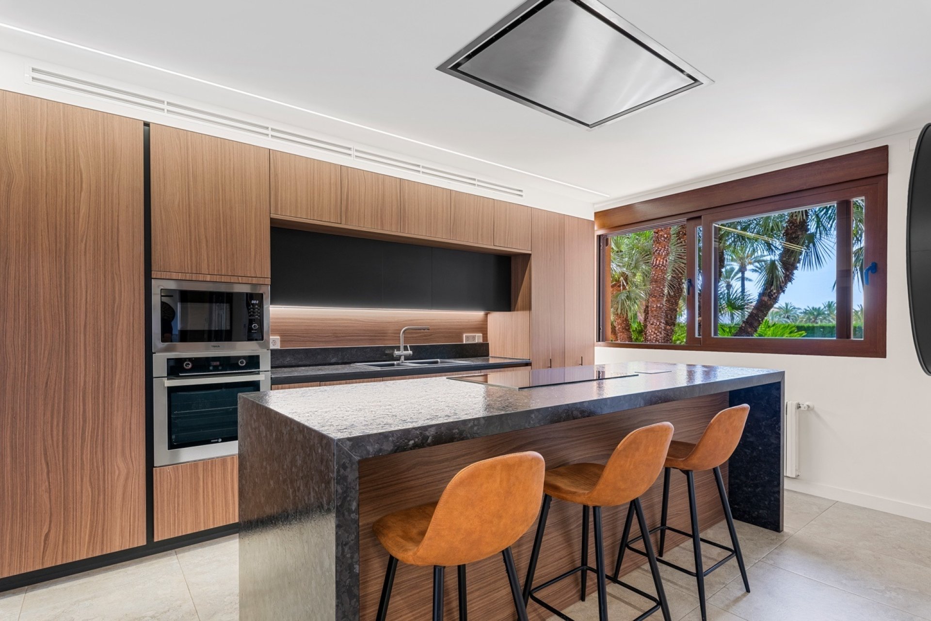 Reventa - Villa -
Elche