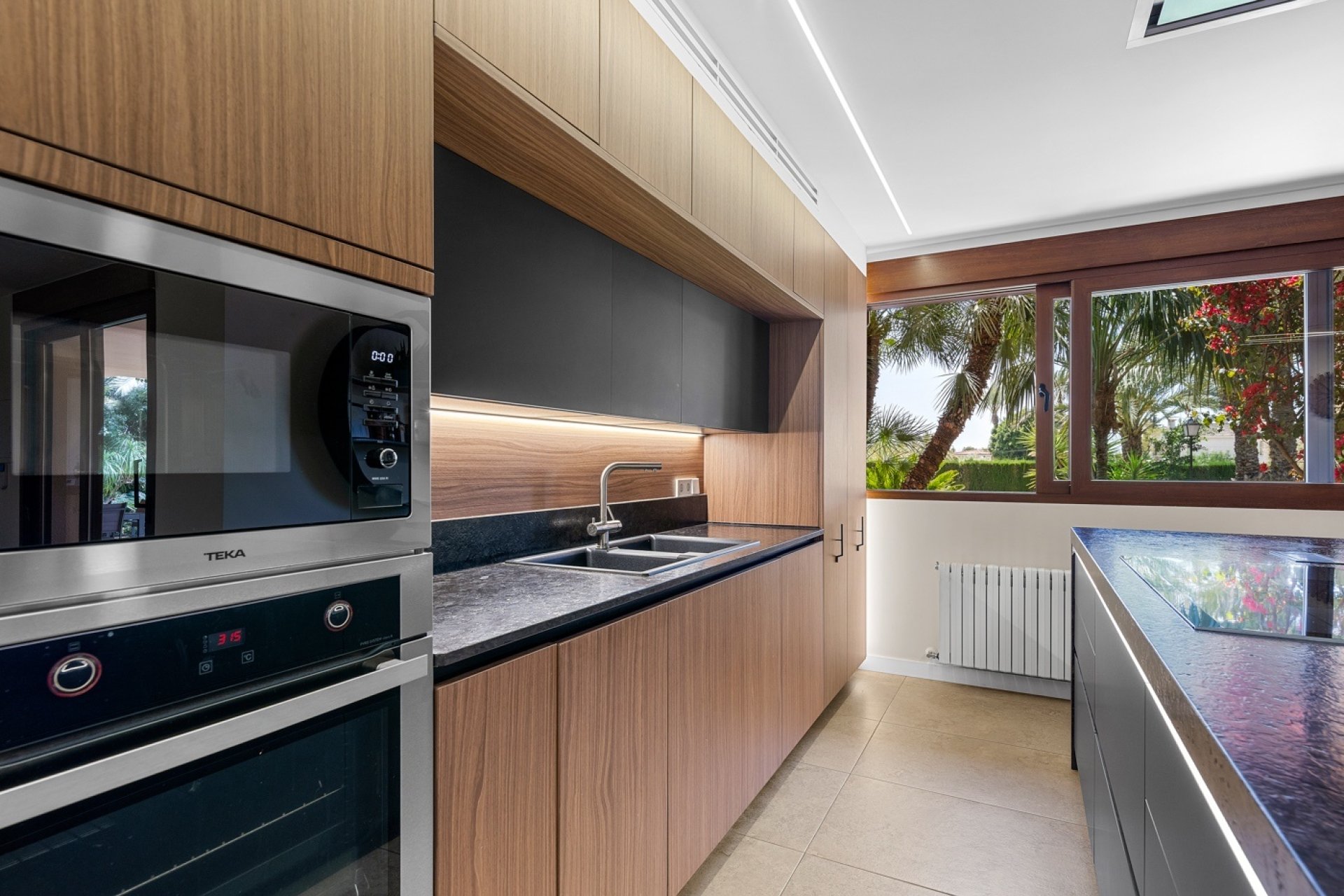 Reventa - Villa -
Elche