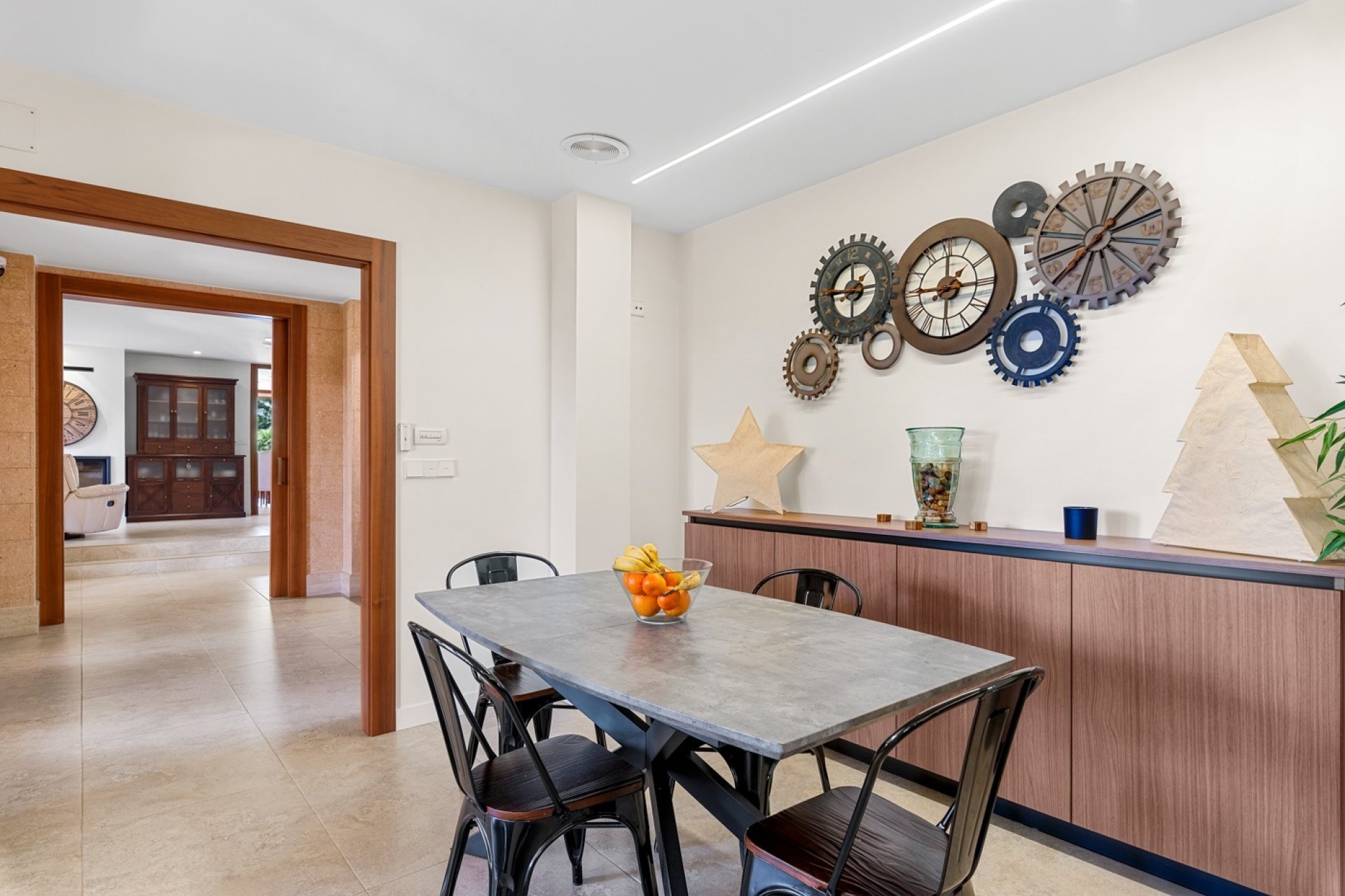 Reventa - Villa -
Elche