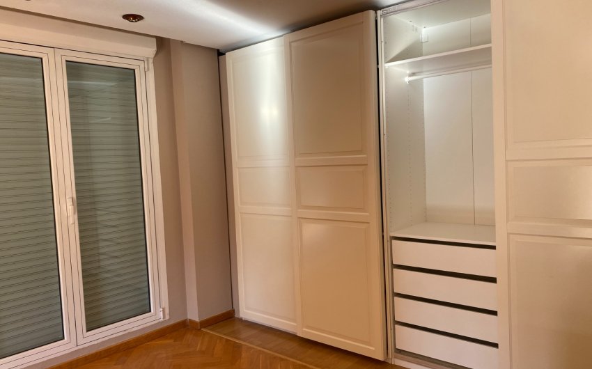 Reventa - Villa -
Elda