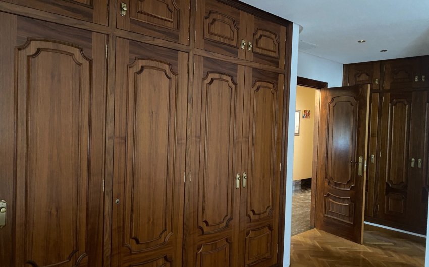 Reventa - Villa -
Elda