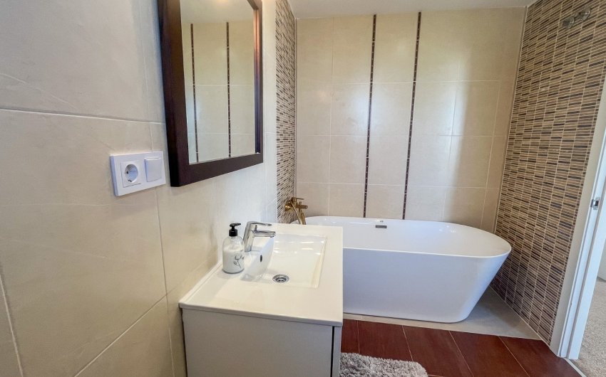 Reventa - Villa -
Finestrat - Balcon sierra cortina