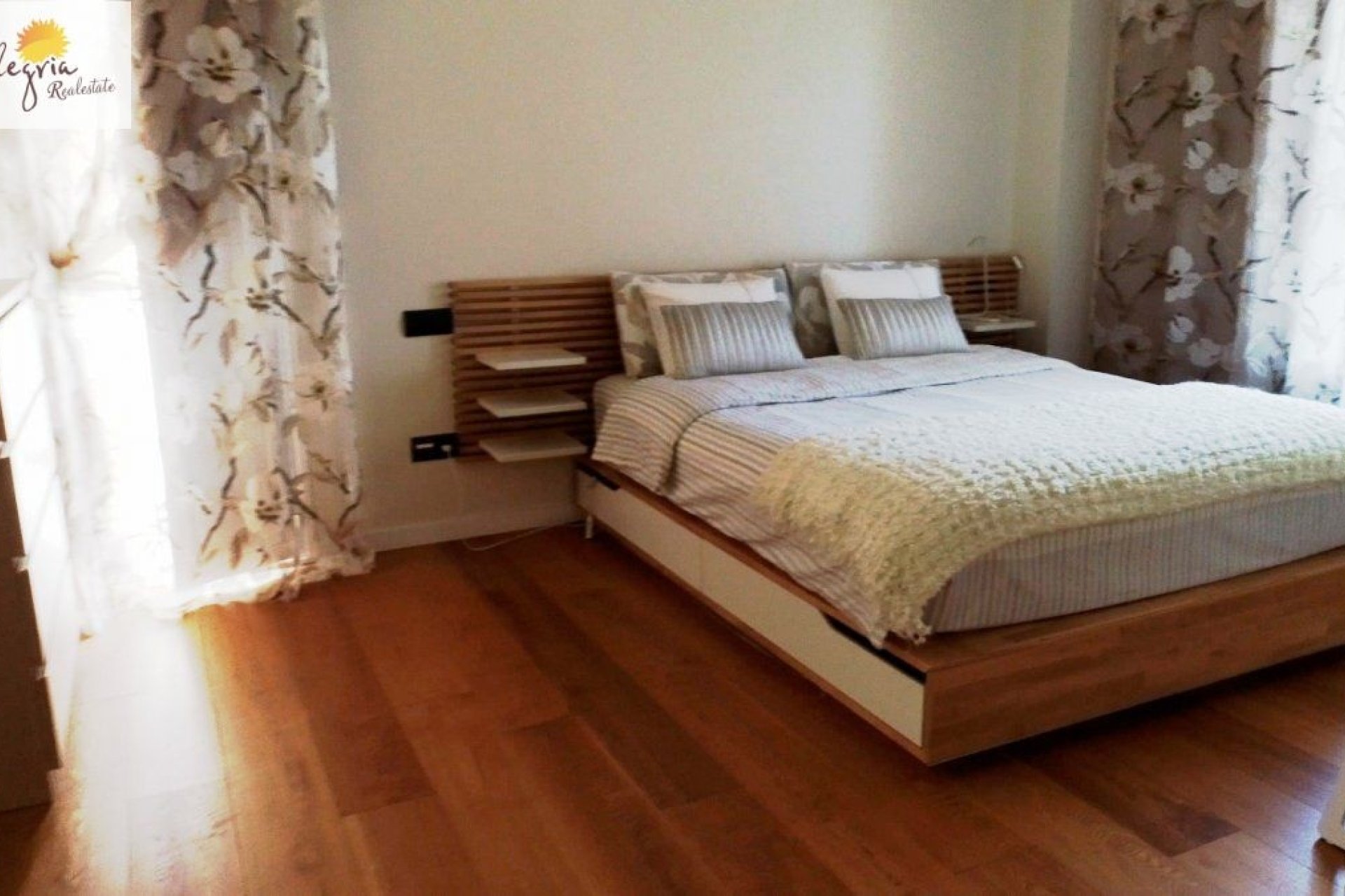 Reventa - Villa -
Finestrat - Sierra Cortina