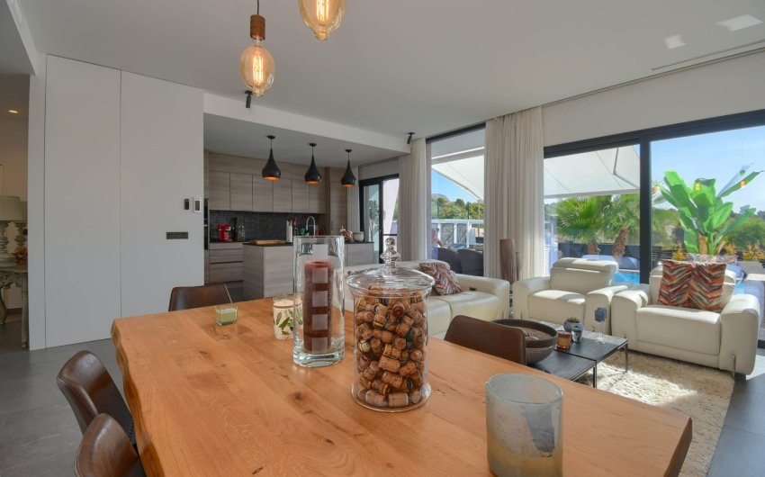 Reventa - Villa -
Finestrat