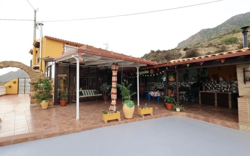 Reventa - Villa -
Fortuna - Inland