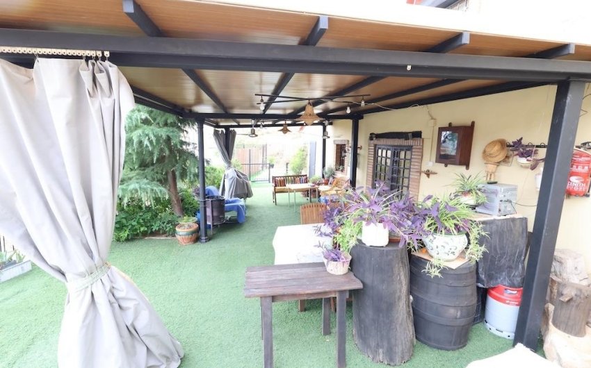 Reventa - Villa -
Fortuna - Inland