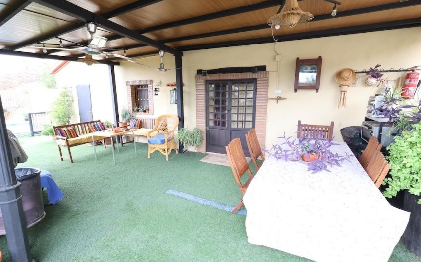 Reventa - Villa -
Fortuna - Inland