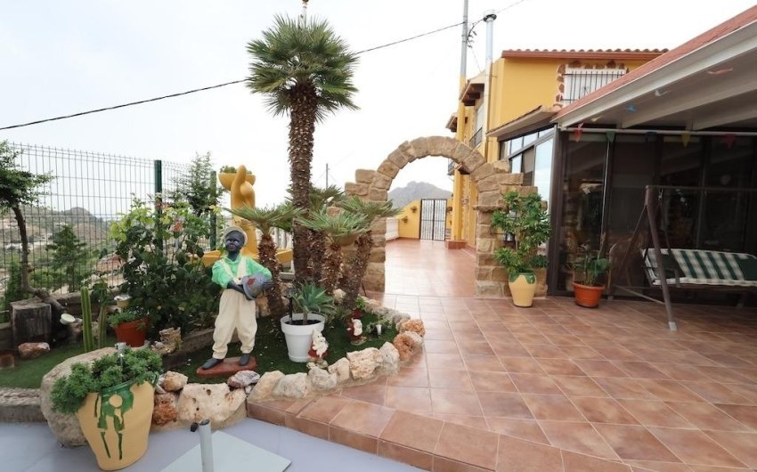 Reventa - Villa -
Fortuna - Inland