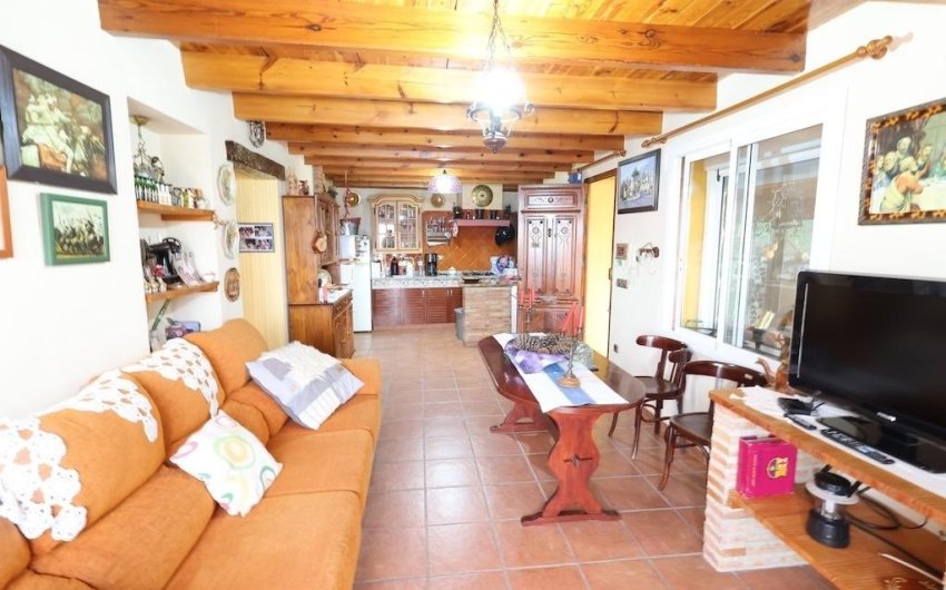 Reventa - Villa -
Fortuna - Inland