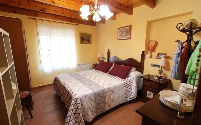 Reventa - Villa -
Fortuna - Inland