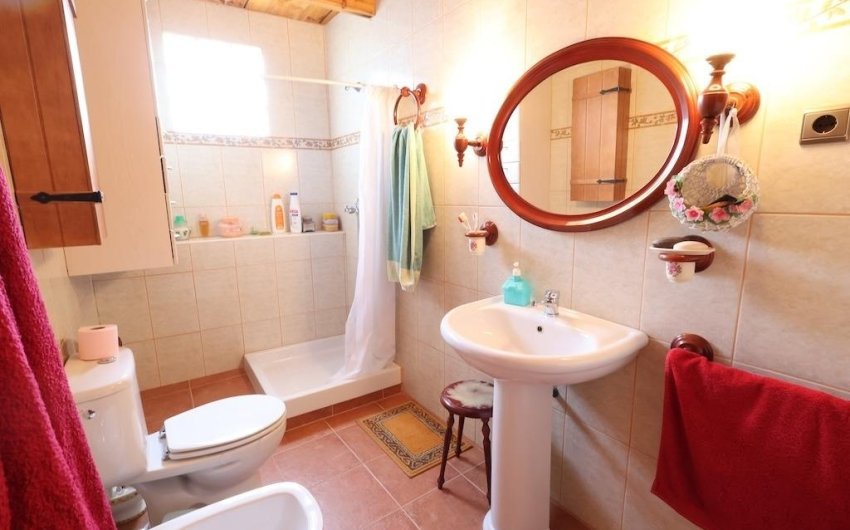 Reventa - Villa -
Fortuna - Inland