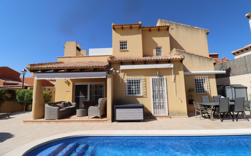 Reventa - Villa -
Fortuna - Inland