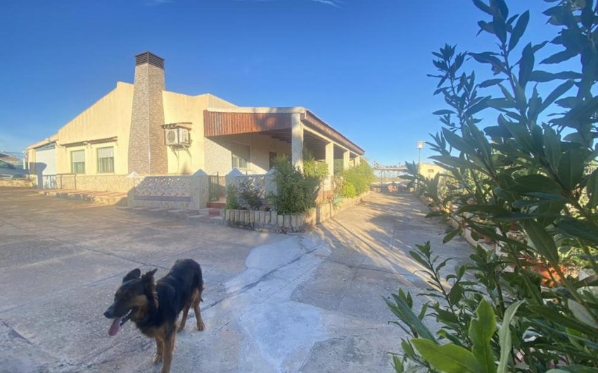 Reventa - Villa -
Gea Truyols - Gea y Trujols