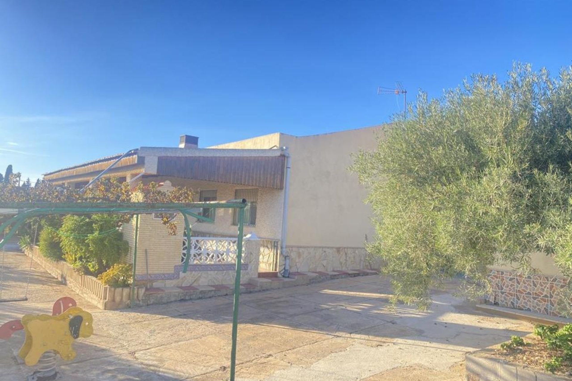 Reventa - Villa -
Gea Truyols - Gea y Trujols