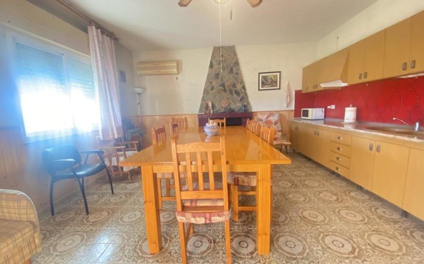 Reventa - Villa -
Gea Truyols - Gea y Trujols