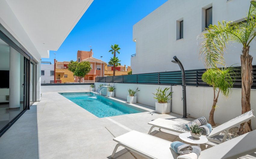 Reventa - Villa -
Guardamar del Segura - Costa Blanca