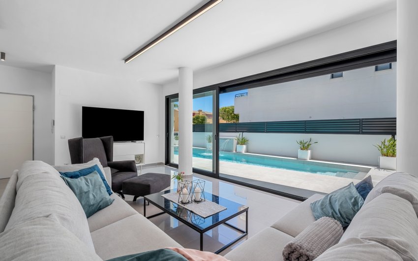 Reventa - Villa -
Guardamar del Segura - Costa Blanca