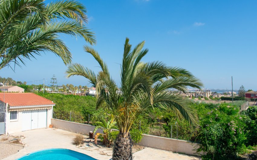 Reventa - Villa -
Guardamar del Segura - El Raso