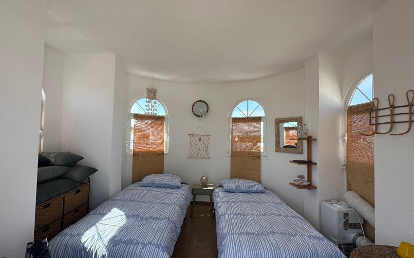 Reventa - Villa -
Guardamar del Segura - El Raso