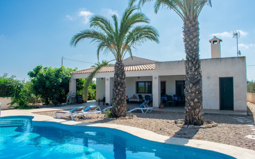 Reventa - Villa -
Guardamar del Segura - El Raso