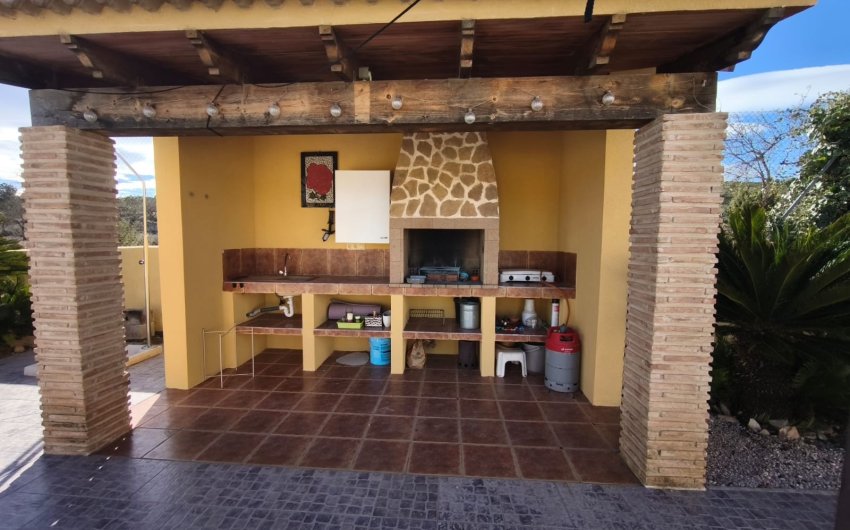 Reventa - Villa -
Hondón de los Fráiles - Inland