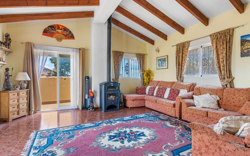 Reventa - Villa -
Jacarilla - Inland