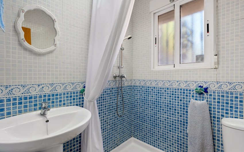 Reventa - Villa -
Jacarilla - Inland