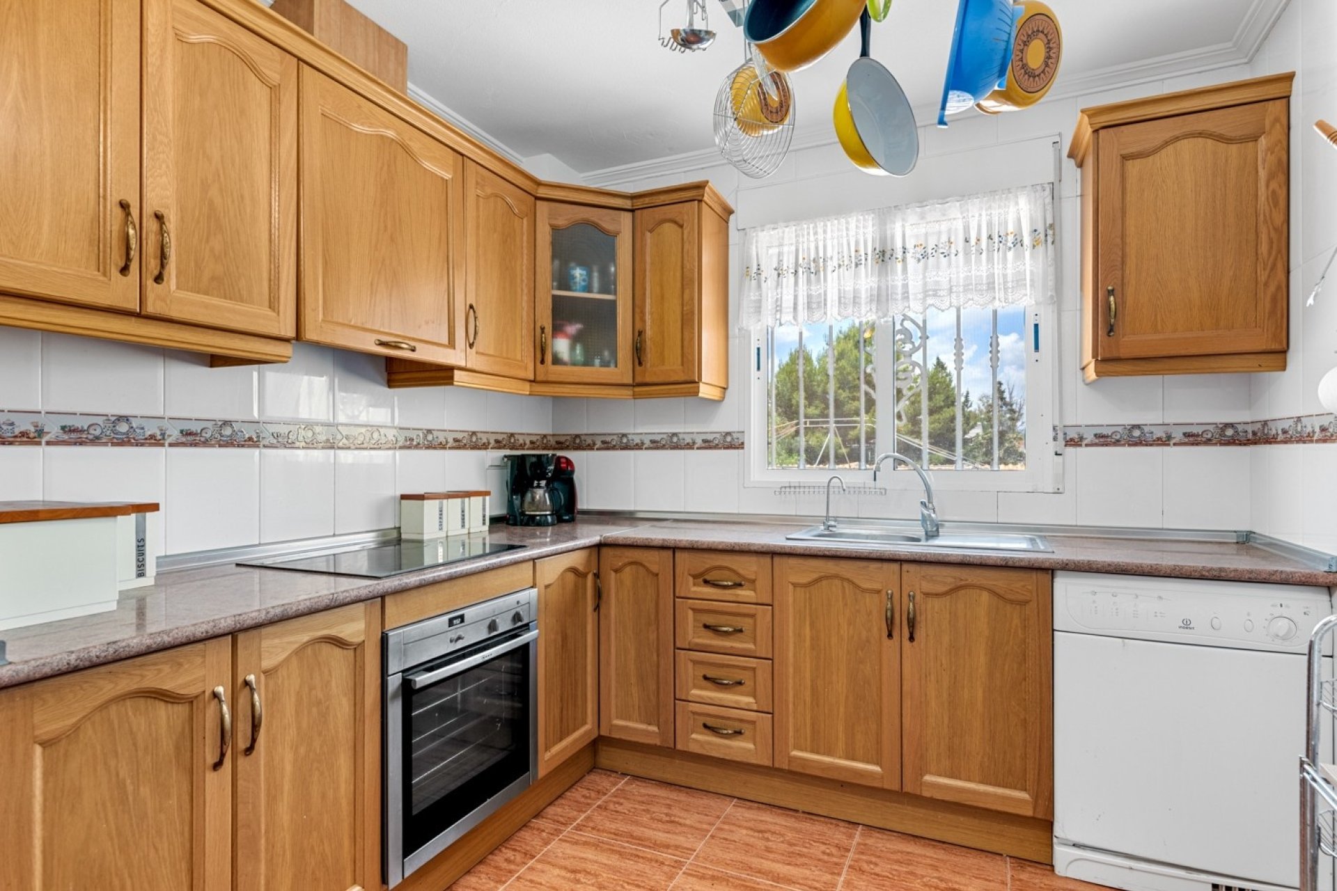 Reventa - Villa -
Jacarilla - Inland