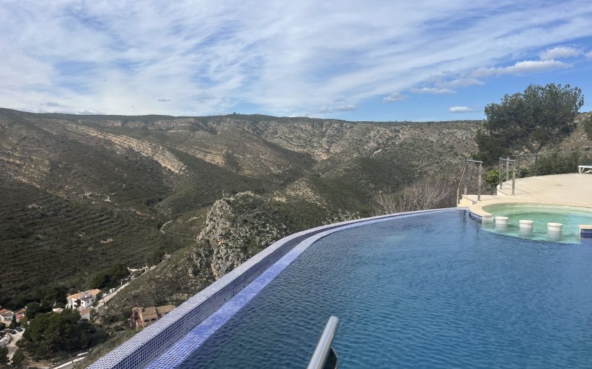 Reventa - Villa -
Jávea - Costa Blanca