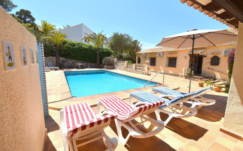 Reventa - Villa -
Jávea - Montgó