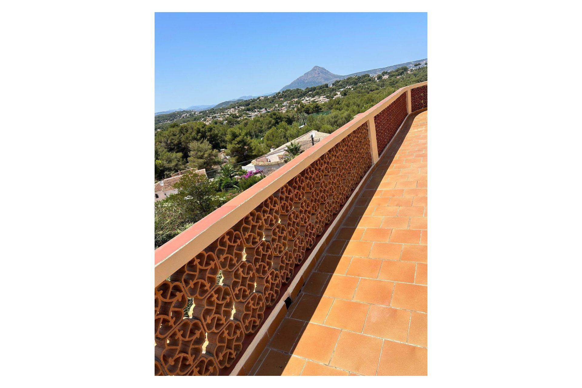 Reventa - Villa -
Jávea - Montgó