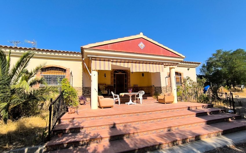 Reventa - Villa -
Jumilla - Inland
