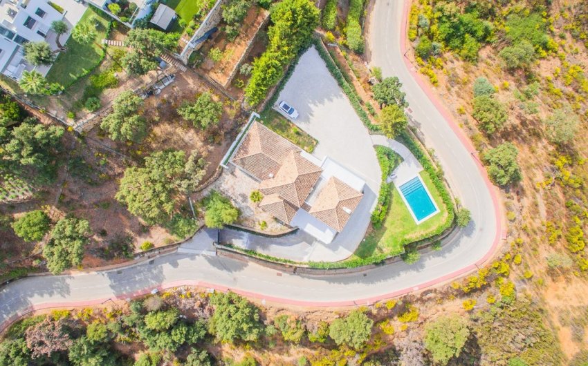 Reventa - Villa -
La Mairena - Inland