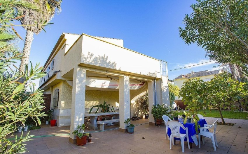 Reventa - Villa -
La Manga del Mar Menor - Playa De Las Gaviotas-el Pedrucho