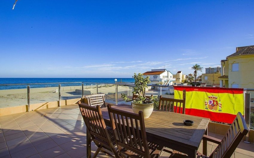 Reventa - Villa -
La Manga del Mar Menor - Playa De Las Gaviotas-el Pedrucho
