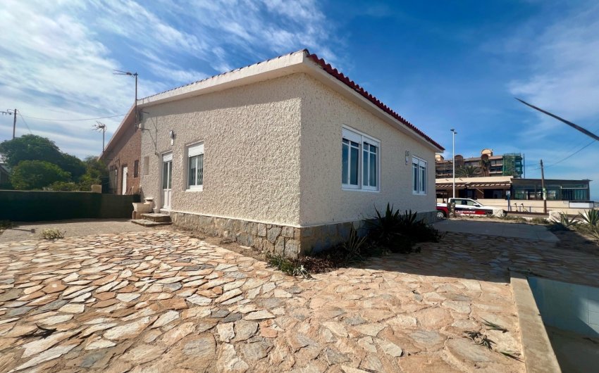 Reventa - Villa -
La Mata - Costa Blanca
