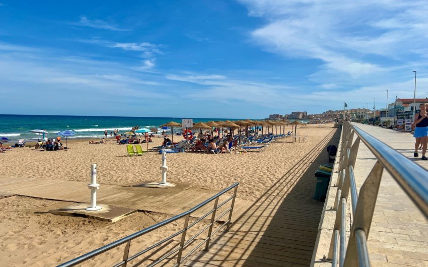 Reventa - Villa -
La Mata - Costa Blanca