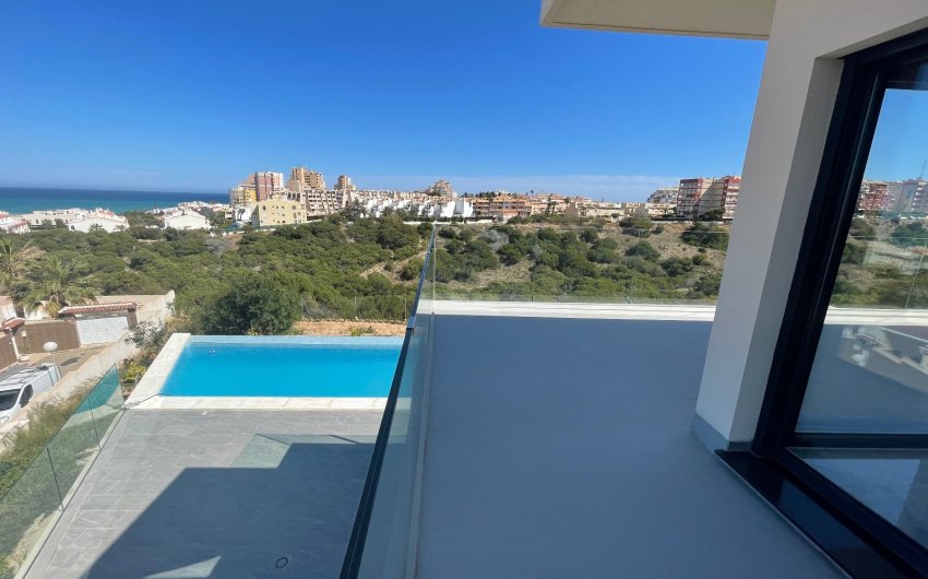 Reventa - Villa -
La Mata - Costa Blanca