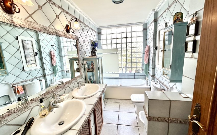 Reventa - Villa -
La Mata - Costa Blanca